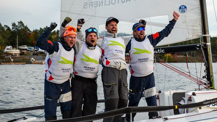Vinnerlaget i Mesternes Mesterskap 2023 i seiling. Fra venstre Anders Hylen Klippenberg, Andreas Myhrvold, Espen Tønnesson og Morten Røisland.