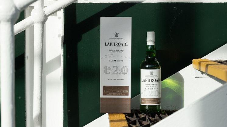LaphroaigElementsL2.0_Bottle&BoxShotOnSteps.jpg