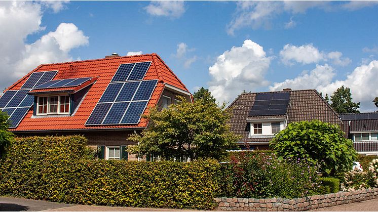 Så här fungerar solceller. Skånska Energilösningar hjälper dig hela vägen.