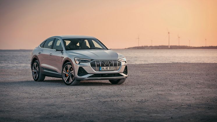 Audi e-tron Sportback (Florettsølv)