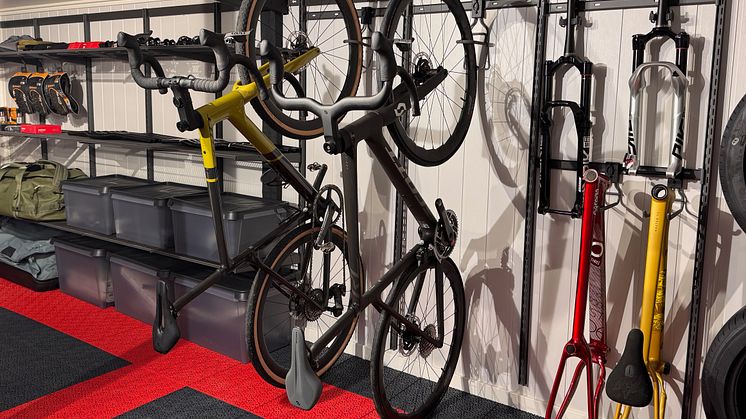 MartinS_cyclist_Inspires_bikes.jpg