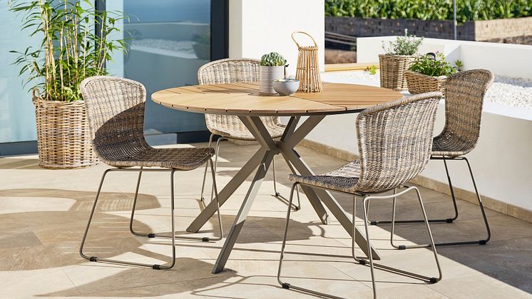 Tavolo SANDVIG + Sedia HAJSTRUP