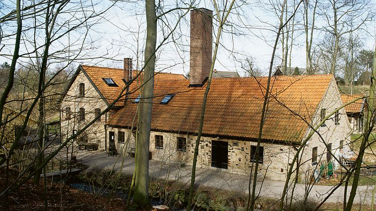 Wallåkra Stenkärlsfabrik tilldelas utmärkelsen Årets Industriminne 2021