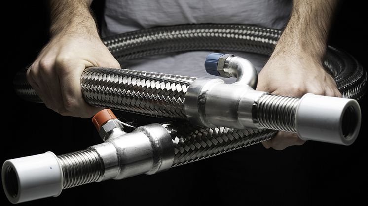 Nu har "Wattjägare" möjlighet att duscha billigare genom att installera Purus ShoweReheat – en smart lösning för enkel energiåtervinning. 
