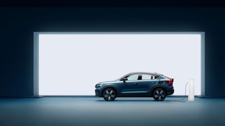 Volvo C40 Recharge Studio.jpg