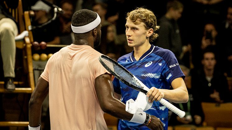 Emil Ruusuvuori vidare till semifinal i Stockholm Open