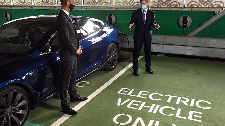 Transport Secretary Grant Shapps opens rail's largest Electic Vehicle charging hub at Hatfield Station