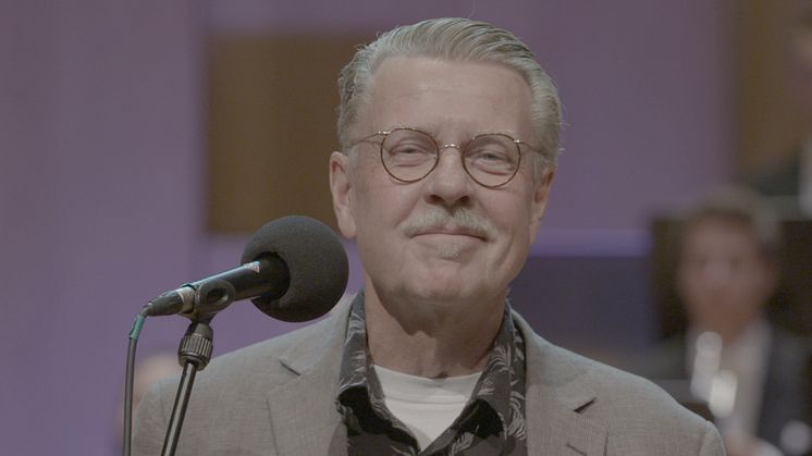 Mikael Wiehe i ...har du sett världen  en musikföreställning om Malmö och Mikael Wiehe