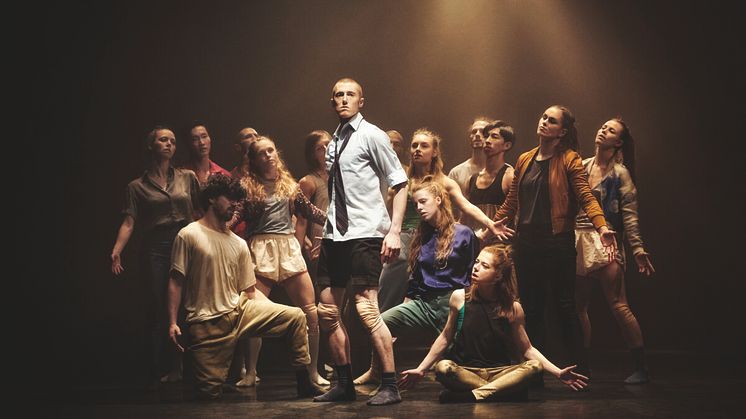 "Contemporary dance" av Hofesh Shechter. Foto: Lennart Sjöberg