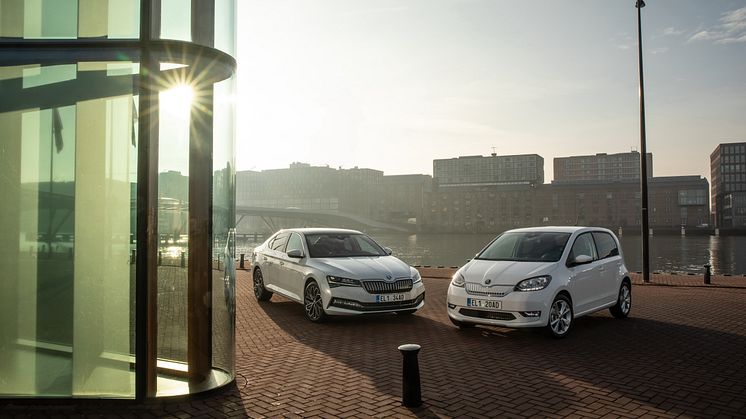 ŠKODA CITIGOe iV og SUPERB iV