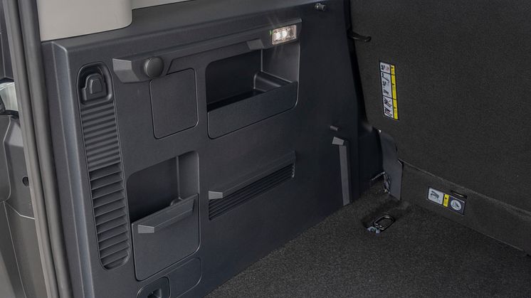 2024_FORD_E-Tourneo_Courier_33.jpg