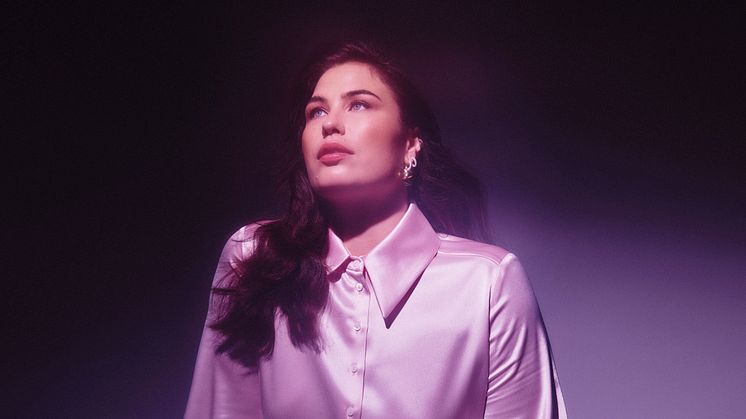 Molly Hammar
