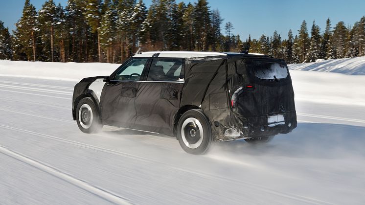 Kia_EV9_Winter_Performance_08