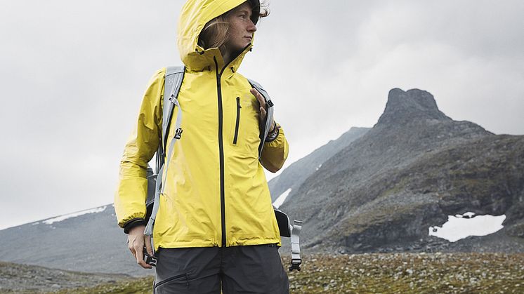 HAGLÖFS’ L.I.M JACKET: THE LIGHT SWITCH