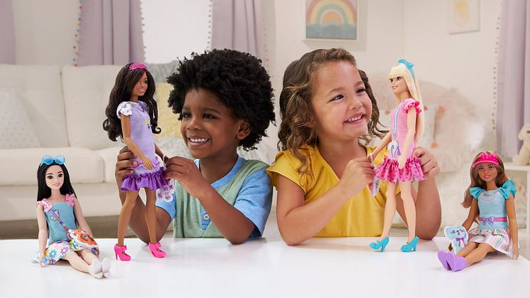 Barbie präsentiert die neue Puppenlinie „My First Barbie“. Ihr innovatives Design ist auf die speziellen Bedürfnisse und Wünsche von Kindern ab 18 Monaten abgestimmt.