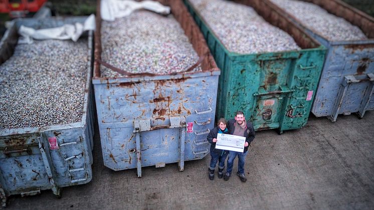Weltrekord: 43,7 t Kronkorken, gesammelt für den Guten Zweck