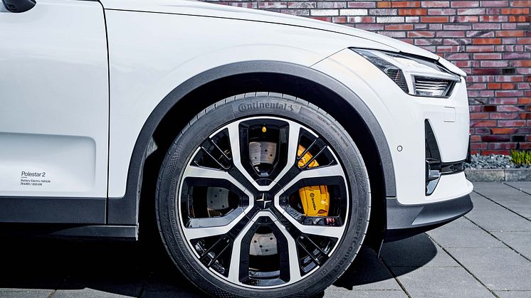 Continentalin SportContact 6 Polestar 2 -täyssähköautossa. 210608_PR_Continental_OE_E-Mobility1.jpg