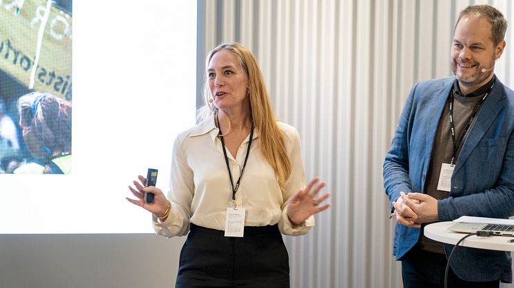 Kommunikationschef Karin Hellgren och hållbarhetschef Carl-Johan Sigfridsson, OBOS