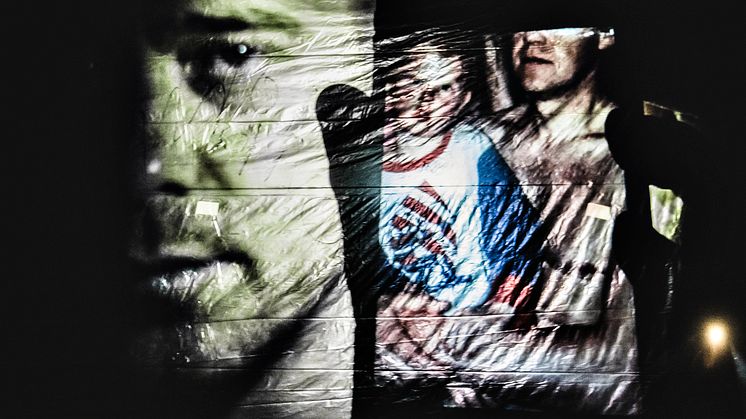 Framsyningsfoto: Kven drap far min