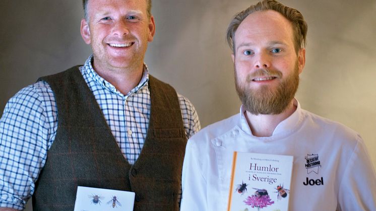 Bonden och biodlaren Johan Widing från Bokeslundsgården i Hörby och konditor Joel Lindkvist på Mat&Chokladstudion i Malmö. Foto Anna Lind Lewin.