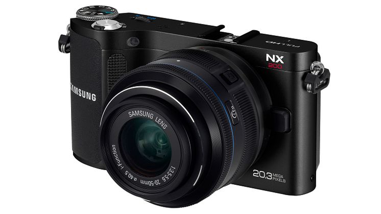 Camera NX200