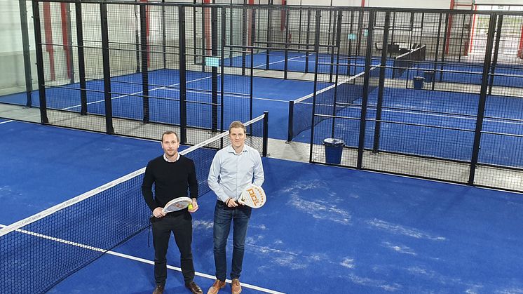 Marcus Lerander och Staffan Marklund i nya Padelhallen