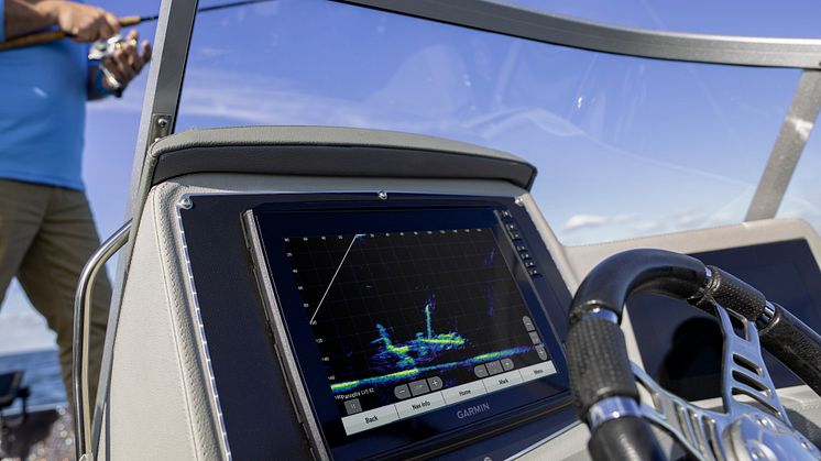 Garmin bringer revolutionerende ekkolodsteknologi til live-scanning til fiskeri ved kyst og på åbent vand med det nye LiveScope XR System