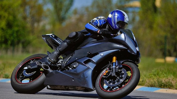Q8 Racing 4T 10W-50 – en riktigt tuff helsyntetisk motorcykelolja.