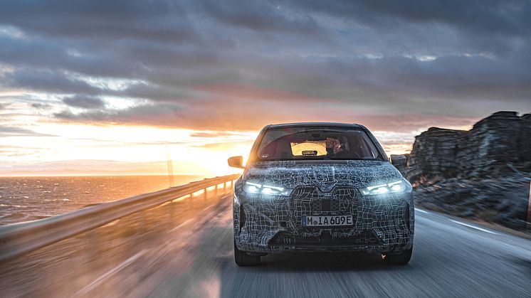 BMW iX i Norge
