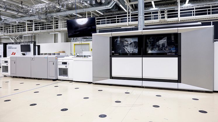 Canon’s varioPRINT iX-series can now be integrated with the Plockmatic DigiCoater Pro 400 HD LED paper coating machine