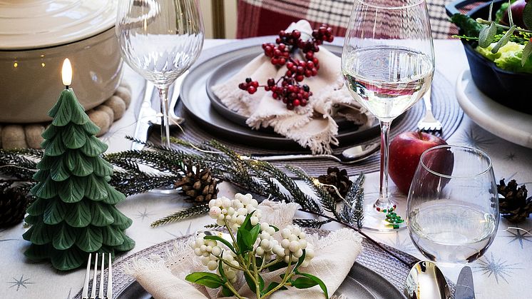 Rusta_2023_S4_Christmasdinner-2-I (2
