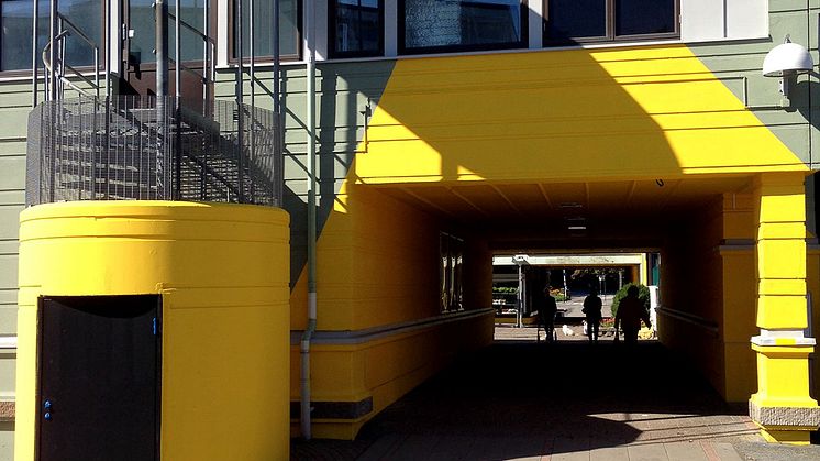 Vårväderstorget har fått ny färgskrud