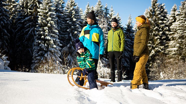 Winterspaß_Schnee_Familie Foto TVE_Studio2media _5DE_4909