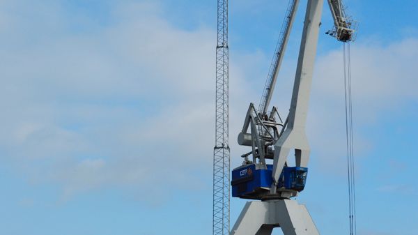 CMP – Copenhagen Malmö Port installerar LED mastbelysning