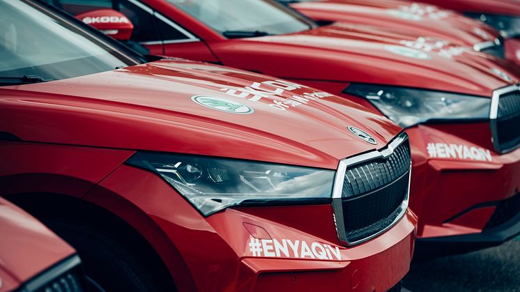 ŠKODA Danmark har jubilæum som sponsor af PostNord Danmark Rundt. Det er 10. gang, at ŠKODA Danmark sponserer Danmarks største etapeløb med biler.