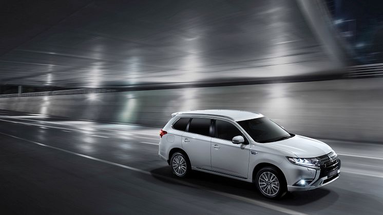 Mitsubishi Outlander PHEV 4WD med ny salgssuksess