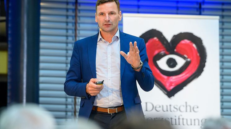 Prof. Dr. Holger Thiele