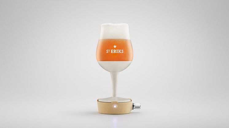 S:t Eriks Bryggeri presenterar ett elektriskt ölglas som stimulerar smaklökarna via svaga elsignaler. 