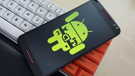 reset di fabbrica del telefono Android dal computer