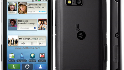 Motorola DEFY nu hos 3 -  Världens första stryktåliga smartphone