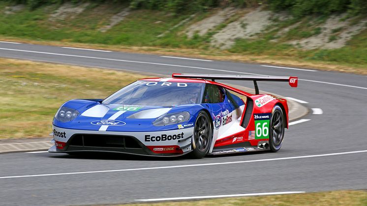 Ford GT racer