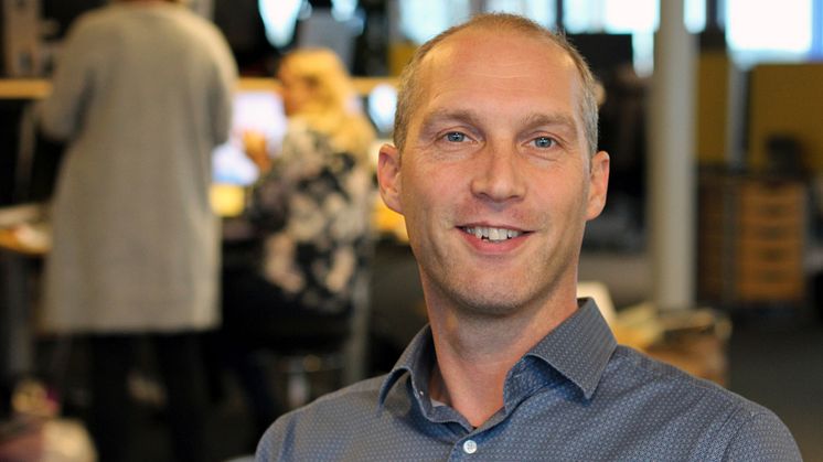 Med vår nya tjänst kan företag utföra säkra betalningar direkt från sitt ekonomisystem, berättar Peter Bergman, produktägare för Hogia OpenBusiness.