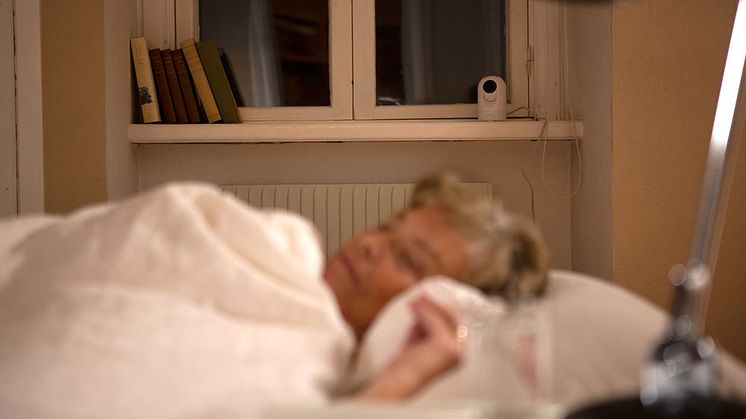 Trygghetskameror hos omsorgstagare ska testas i större skala i Kungsbacka i höst. Om det faller väl ut kan det bli ett alternativ till tillsynsbesök från kommunens nattpatrull.