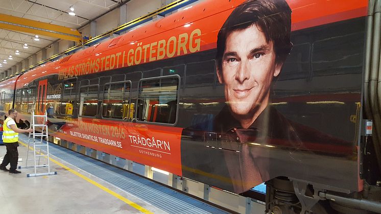 Exempel på foliering av MTR Express tåg under 2016. (Foto: MTR)
