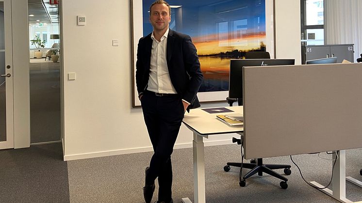 Klas Ericson på Business Sweden är nationell samordnare för den gröna omställningen i fordonsindustrin.