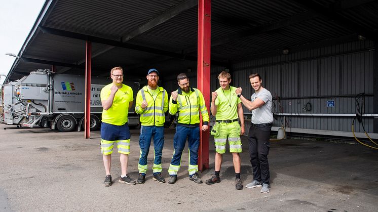 Körande personal firar förstaplatsen
