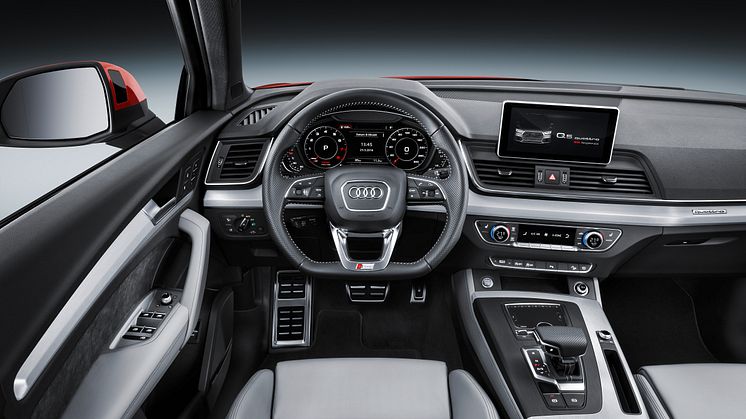 Audi Q5 cockpit