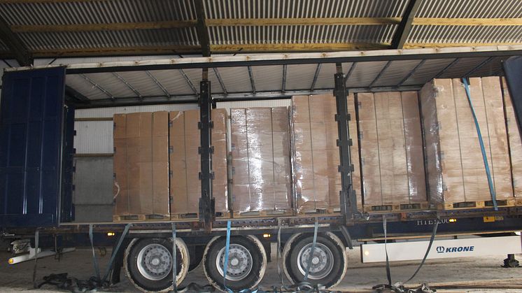Cigarettes on lorry trailer - Storage Unit East Riding of Yorkshire.JPG