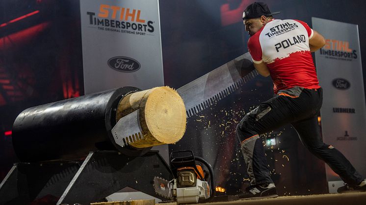 STIHL_TIMBERSPORTS_European_Trophy_Michal_Dubicki_Single_Buck.jpg