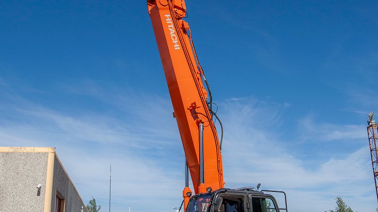 Hitachi ZX350LCH-6 SB_5217